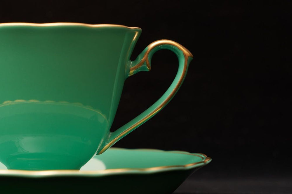 Koransha Jade Mum Porcelain cup & saucer set｜翠玉小菊金彩白瓷高足