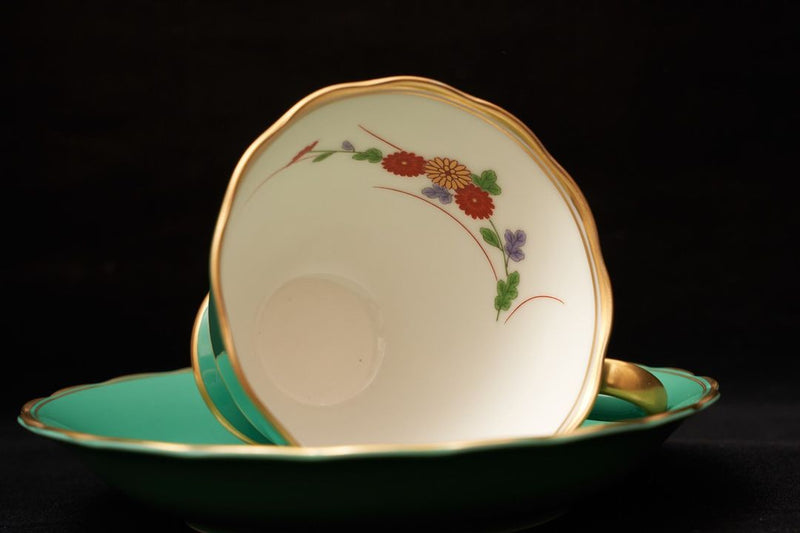 Koransha Jade Mum Porcelain cup & saucer set｜翠玉小菊金彩白瓷高足茶杯｜香蘭杜